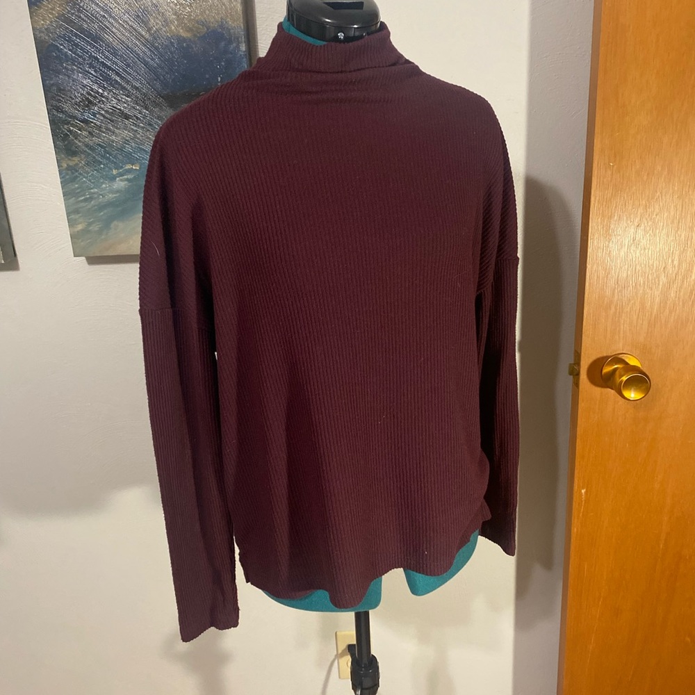 🍩 Maroon long sleeve